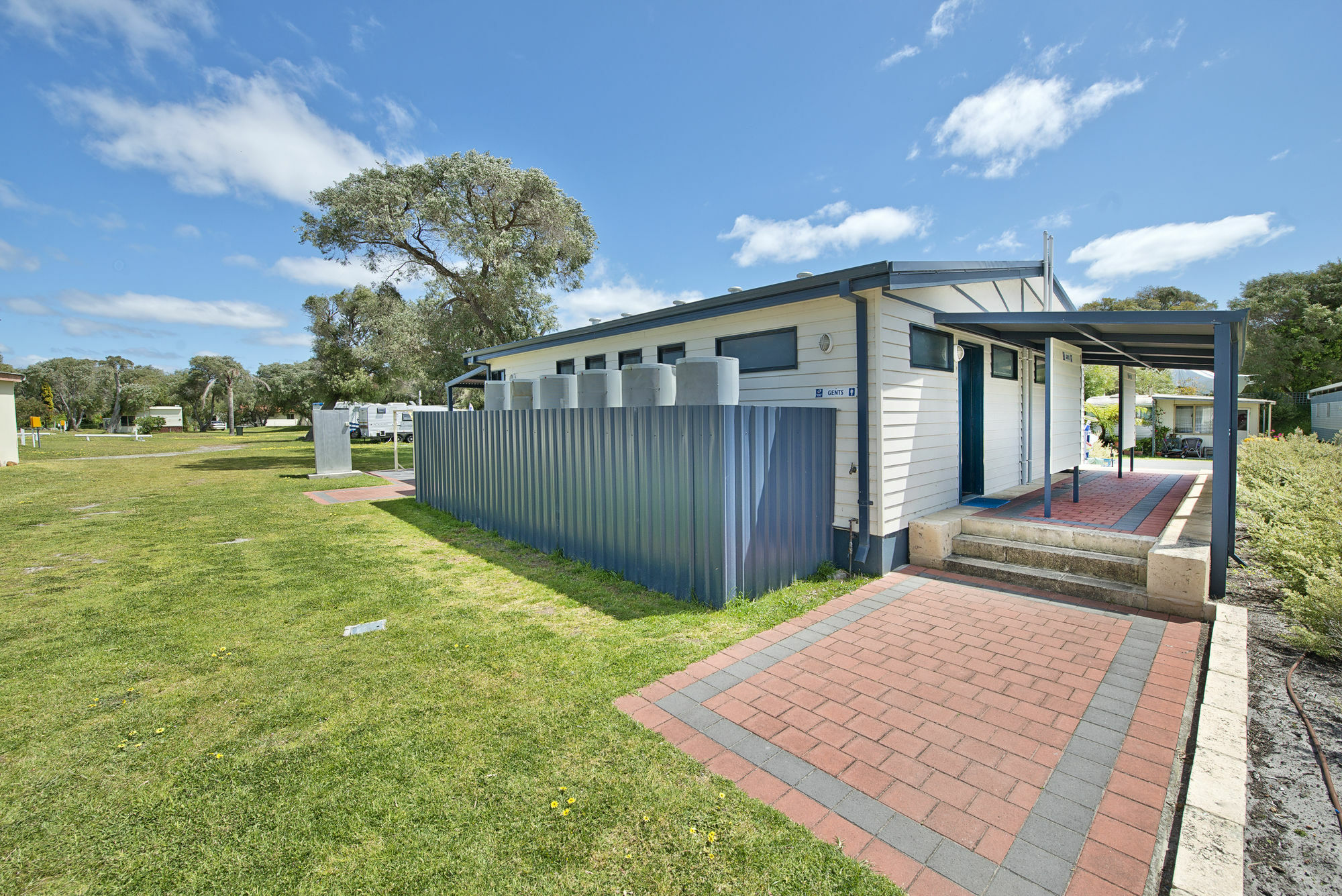 Acclaim Rose Gardens Beachside Holiday Park 올버니 외부 사진